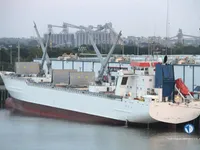 Navire frigorifique à vendre