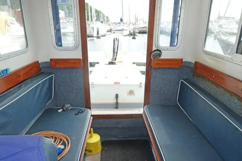 Bateaux de travail à vendre