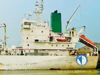 Navire frigorifique à vendre