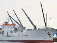 Navire frigorifique à vendre