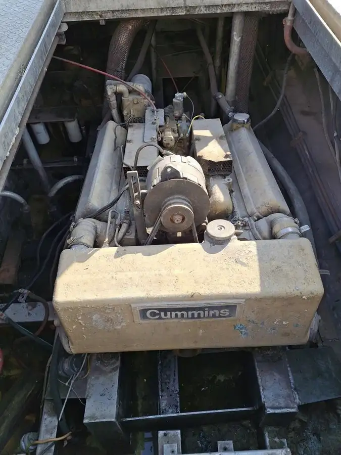 Bateaux de travail à vendre