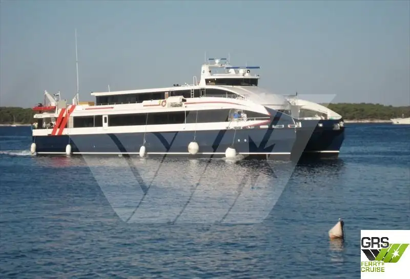Navire de passagers à vendre