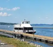 Navire-ferry à vendre