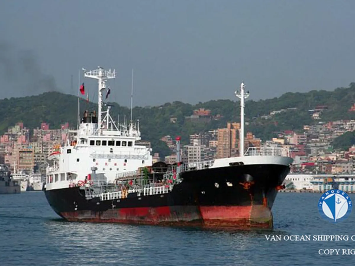 Pétrolier / chimiquier à vendre