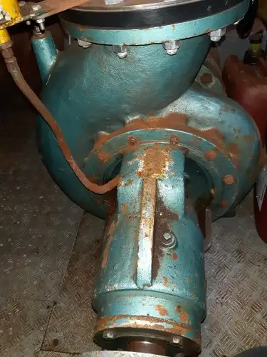 Chalutier à vendre
