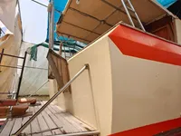 Bateaux de travail à vendre