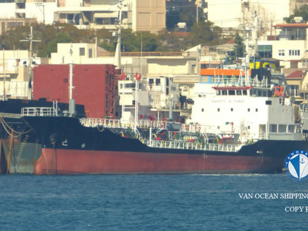 Pétrolier / chimiquier à vendre