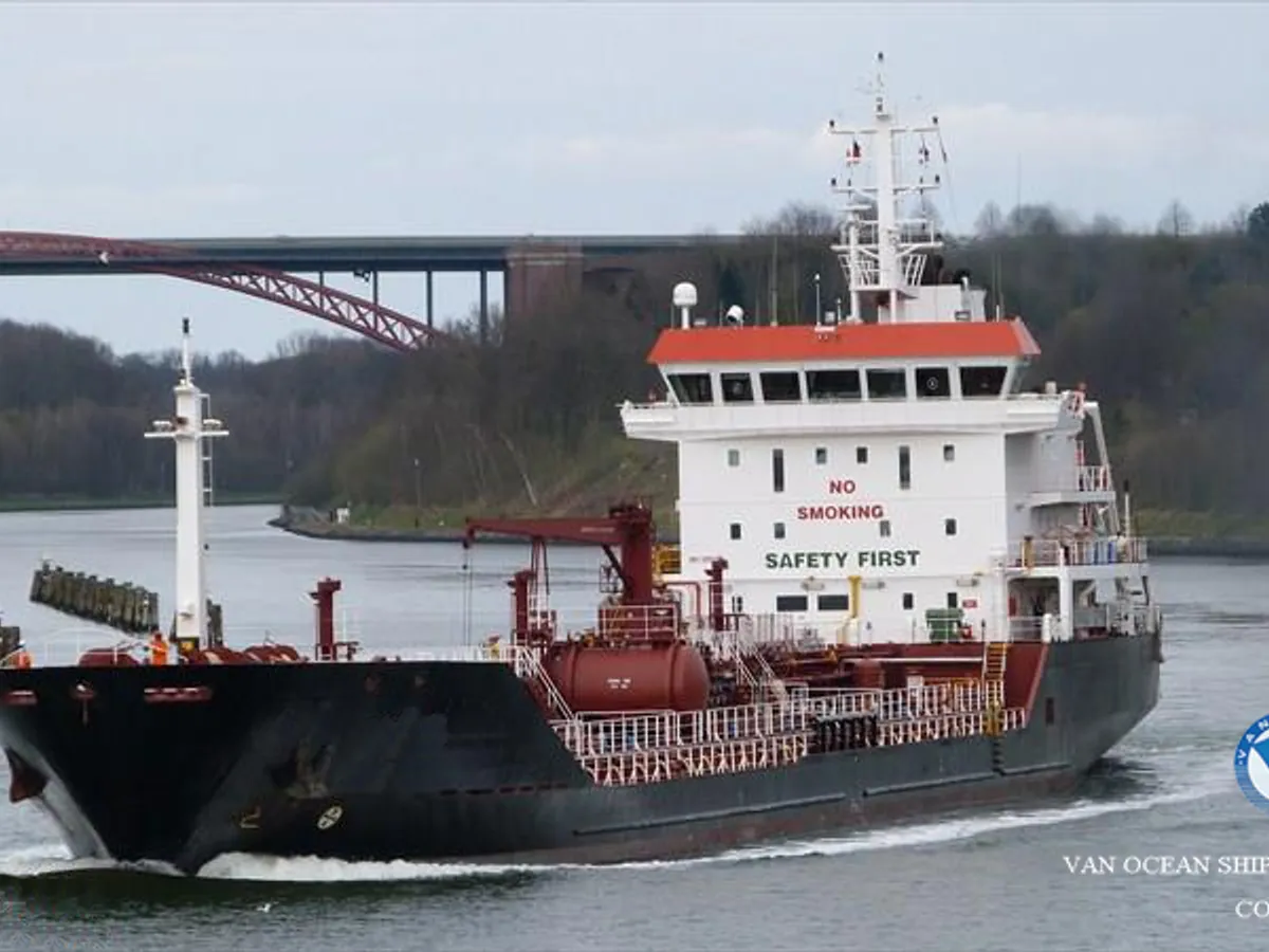 Pétrolier / chimiquier à vendre