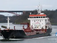 Pétrolier / chimiquier à vendre