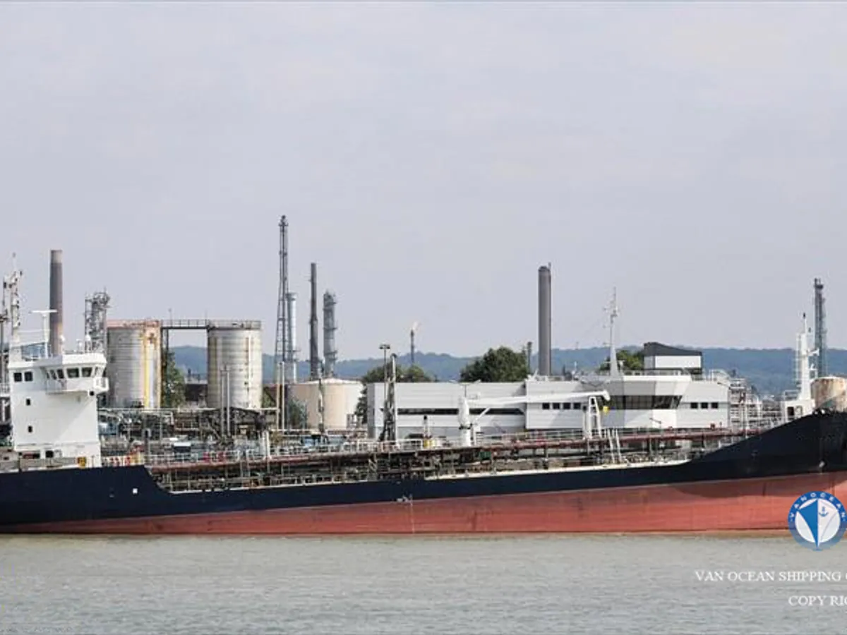 Pétrolier / chimiquier à vendre