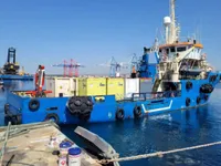 Navire d'approvisionnement à vendre