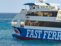 Navire-ferry à vendre