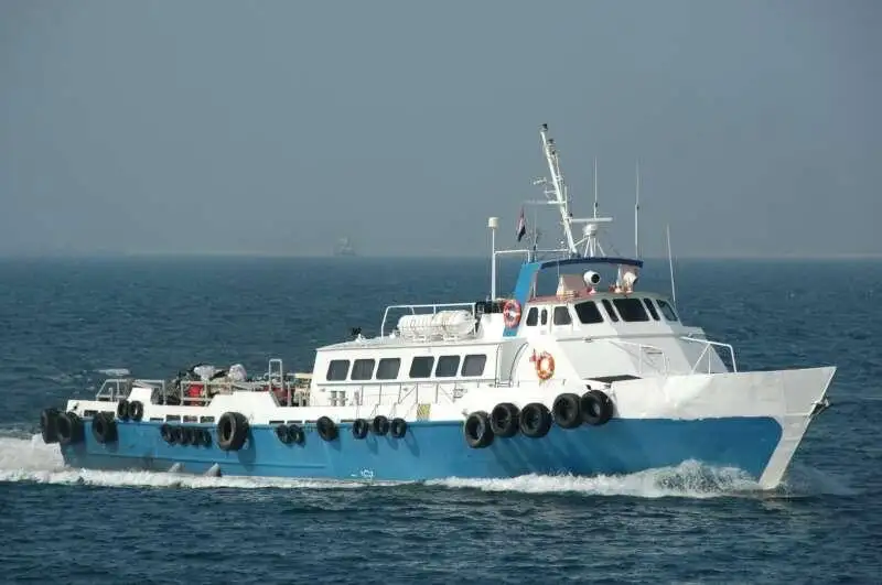 Navire d'approvisionnement à vendre