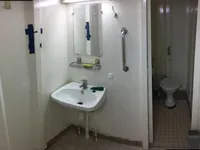 Navire de recherche à vendre