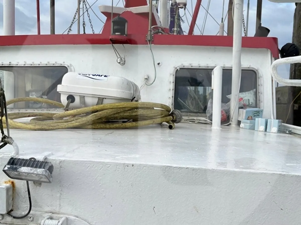 Chalutier à flottaison à vendre