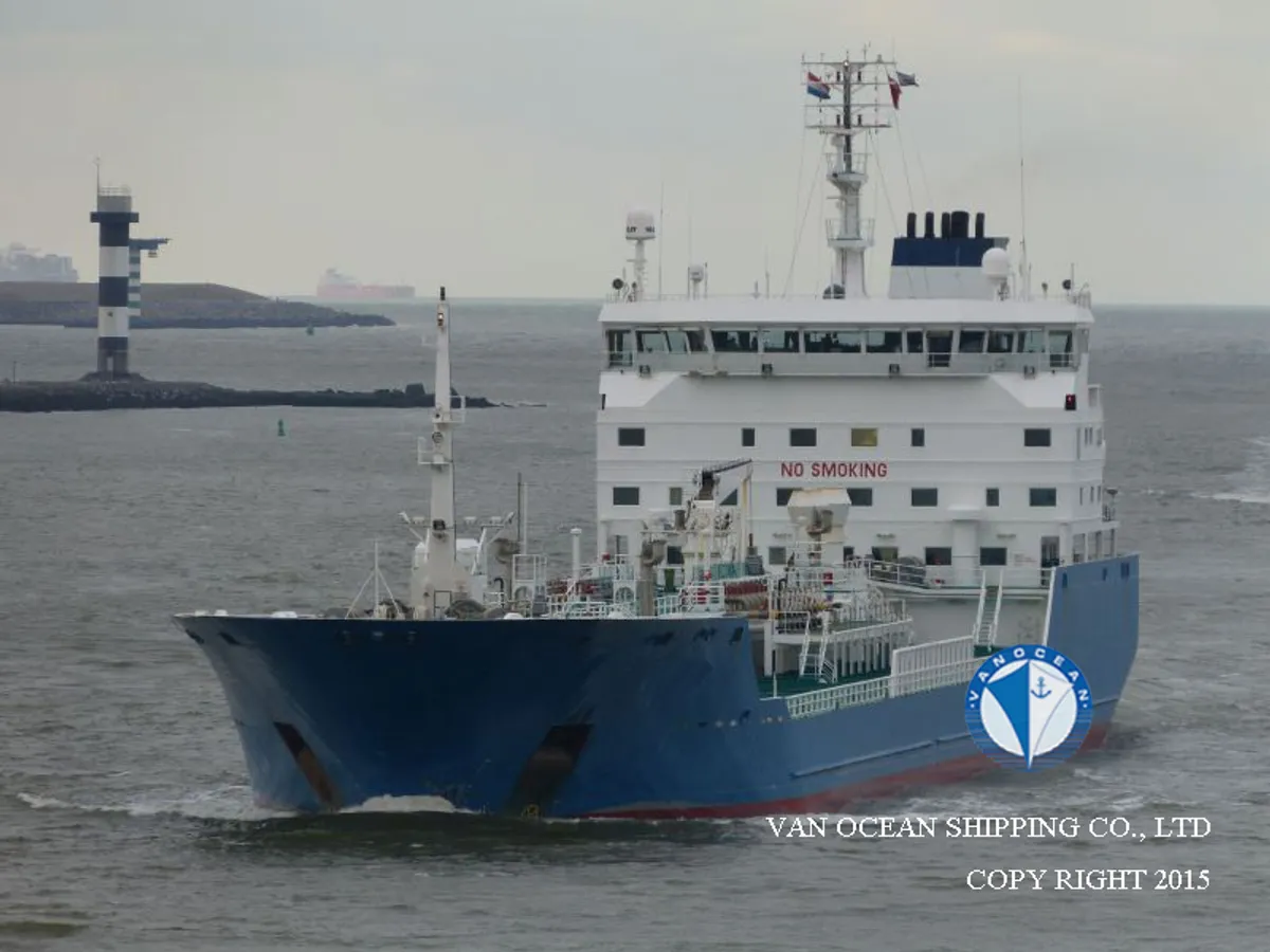 Pétrolier / chimiquier à vendre