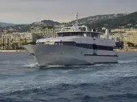 Navire-ferry à vendre