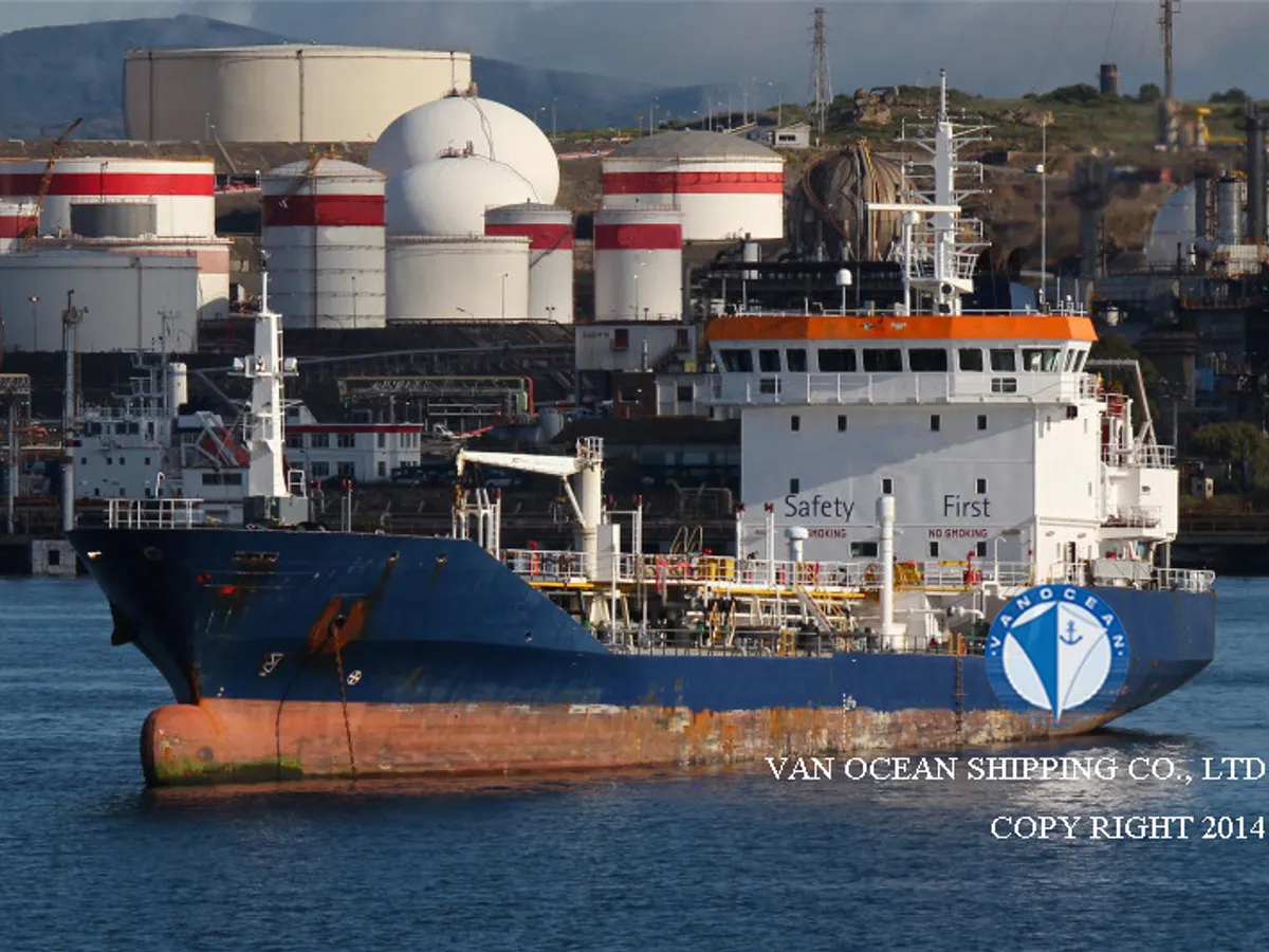 Pétrolier / chimiquier à vendre