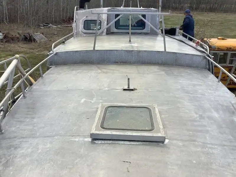Bateaux de travail à vendre