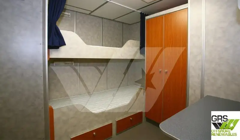 Bateau de transport d'équipage à vendre