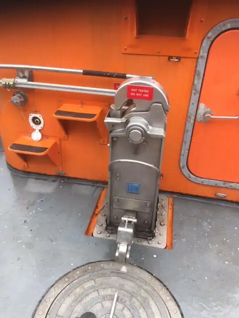 Bateau de transport d'équipage à vendre