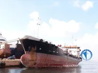 Pétrolier / chimiquier à vendre