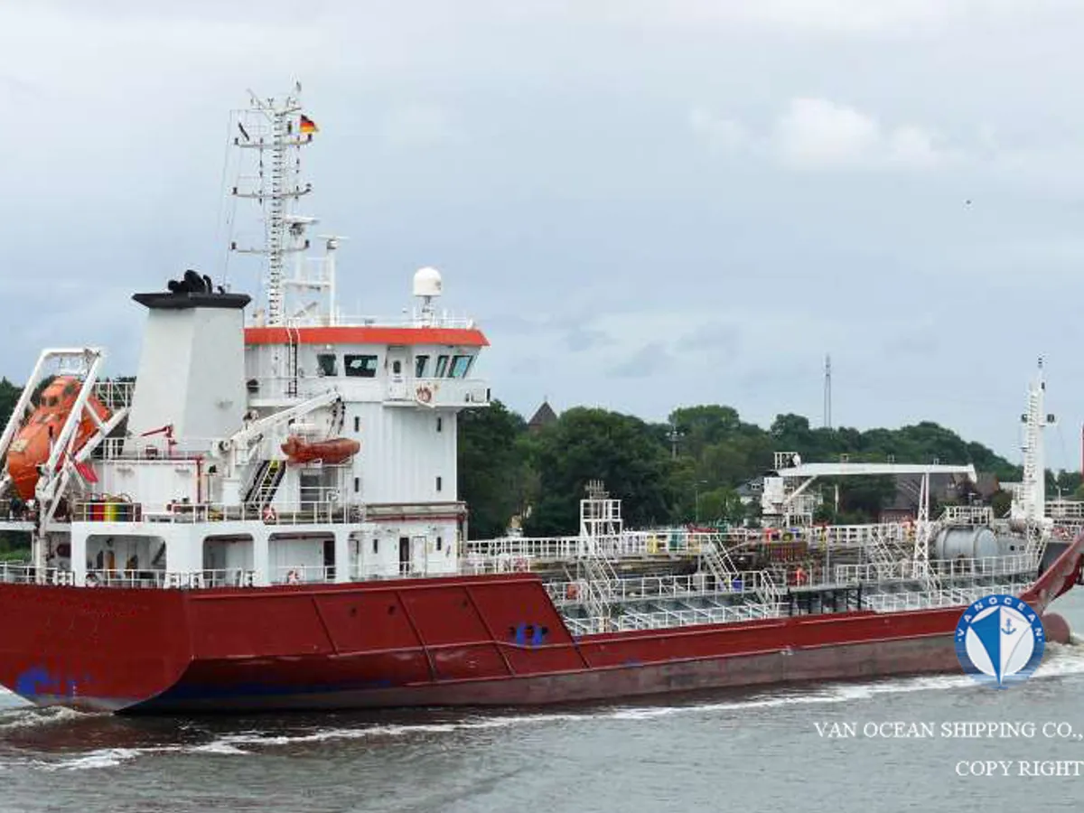 Pétrolier / chimiquier à vendre