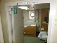 Navire de recherche à vendre