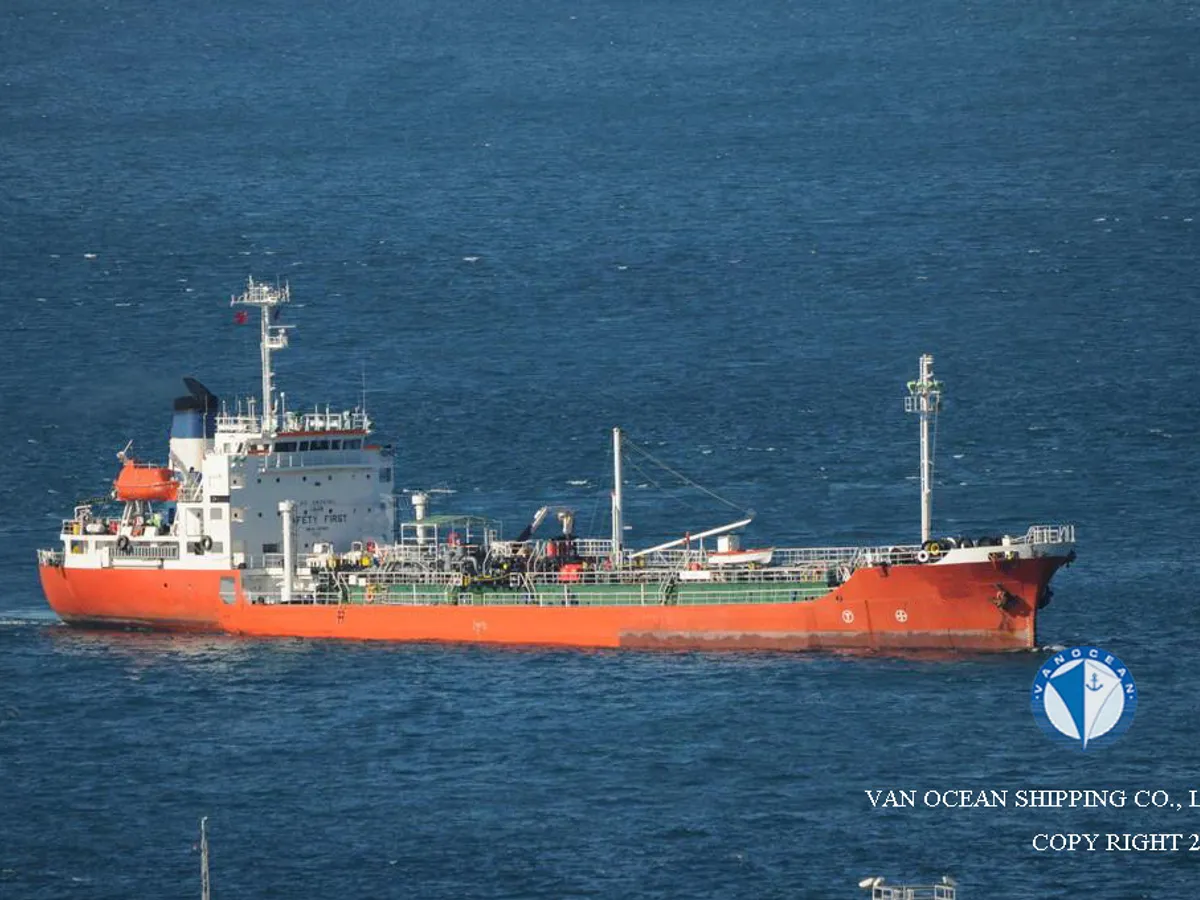 Pétrolier / chimiquier à vendre