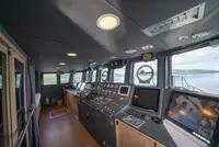 Navire d'arpentage à vendre