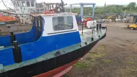 Bateaux de travail à vendre