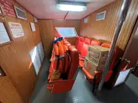 Bateau de transport d'équipage à vendre