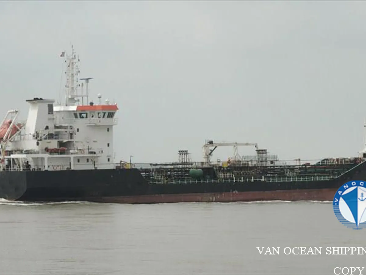 Pétrolier / chimiquier à vendre