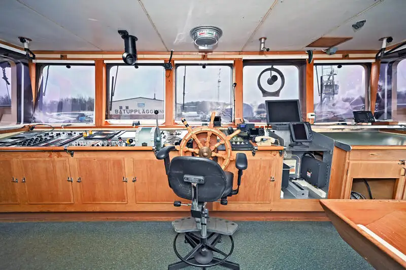 Bateaux de travail à vendre