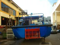 Bateaux de travail à vendre