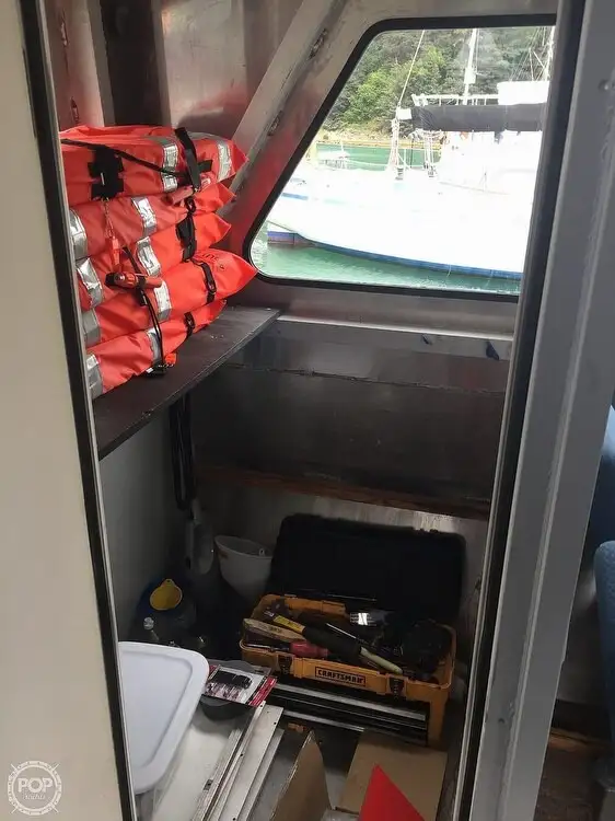 Bateau de transport d'équipage à vendre
