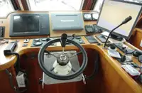 Navire d'arpentage à vendre