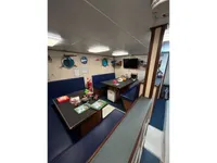 Navire d'approvisionnement à vendre