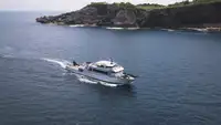 Navire d'arpentage à vendre