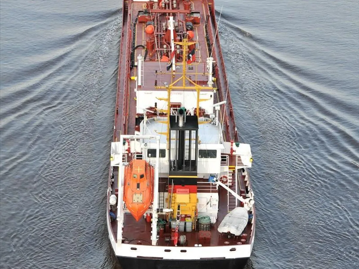Pétrolier / chimiquier à vendre