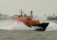 Bateau de transport d'équipage à vendre