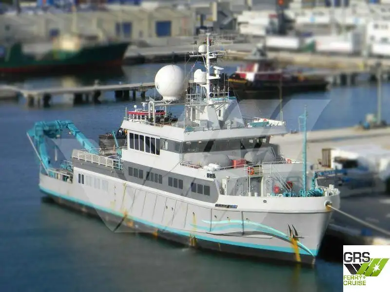Navire d'arpentage à vendre