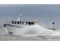 Navire d'arpentage à vendre