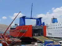 Navire porte-conteneurs à vendre