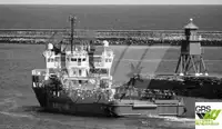 Navire d'approvisionnement à vendre