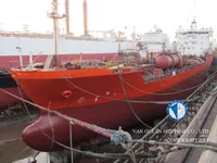 Pétrolier / chimiquier à vendre