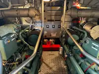 Bateau de transport d'équipage à vendre