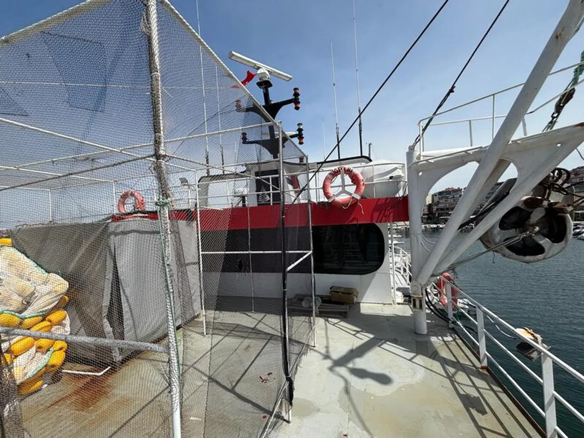 Navire de pêche à vendre