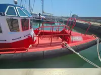 Bateau de transport d'équipage à vendre