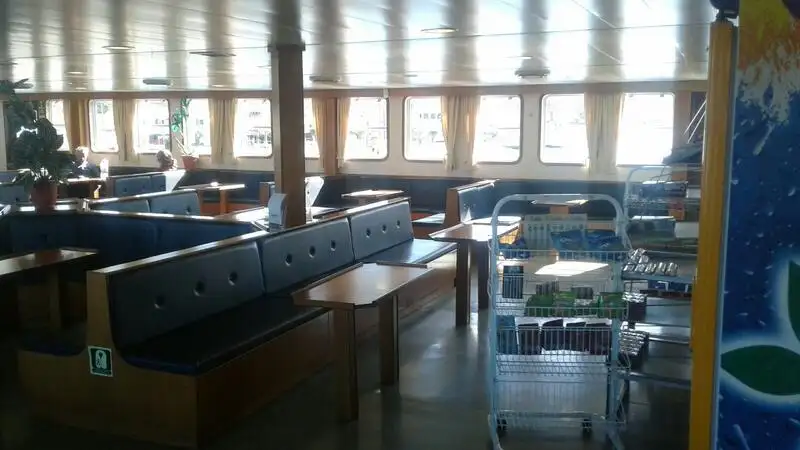 Navire de débarquement, citerne à vendre